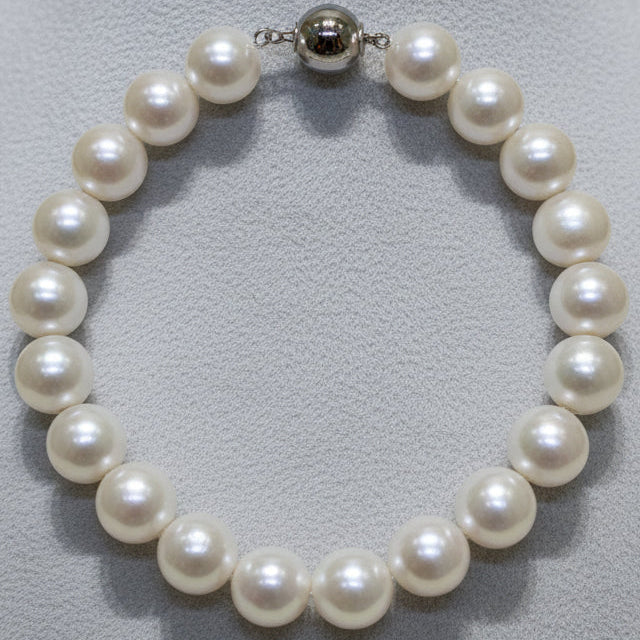 Pearl bracelet large